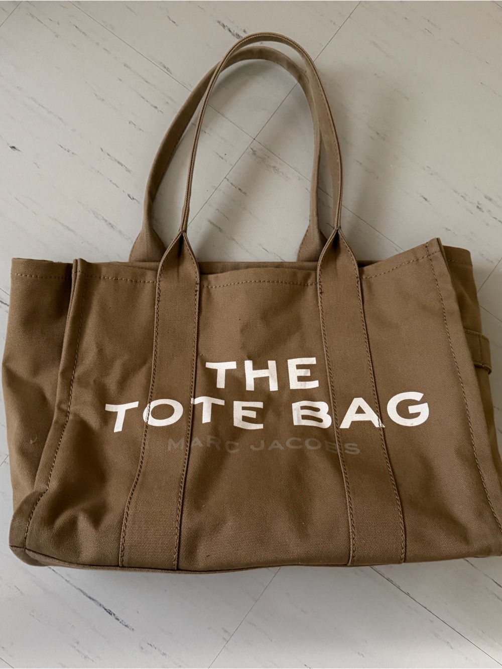 Marc Jacobs The Tote Bag (Large)